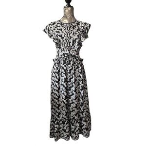 Max Studio Women's XS Black & White Blue Floral Short Sleeves Ruffled Midi Dress